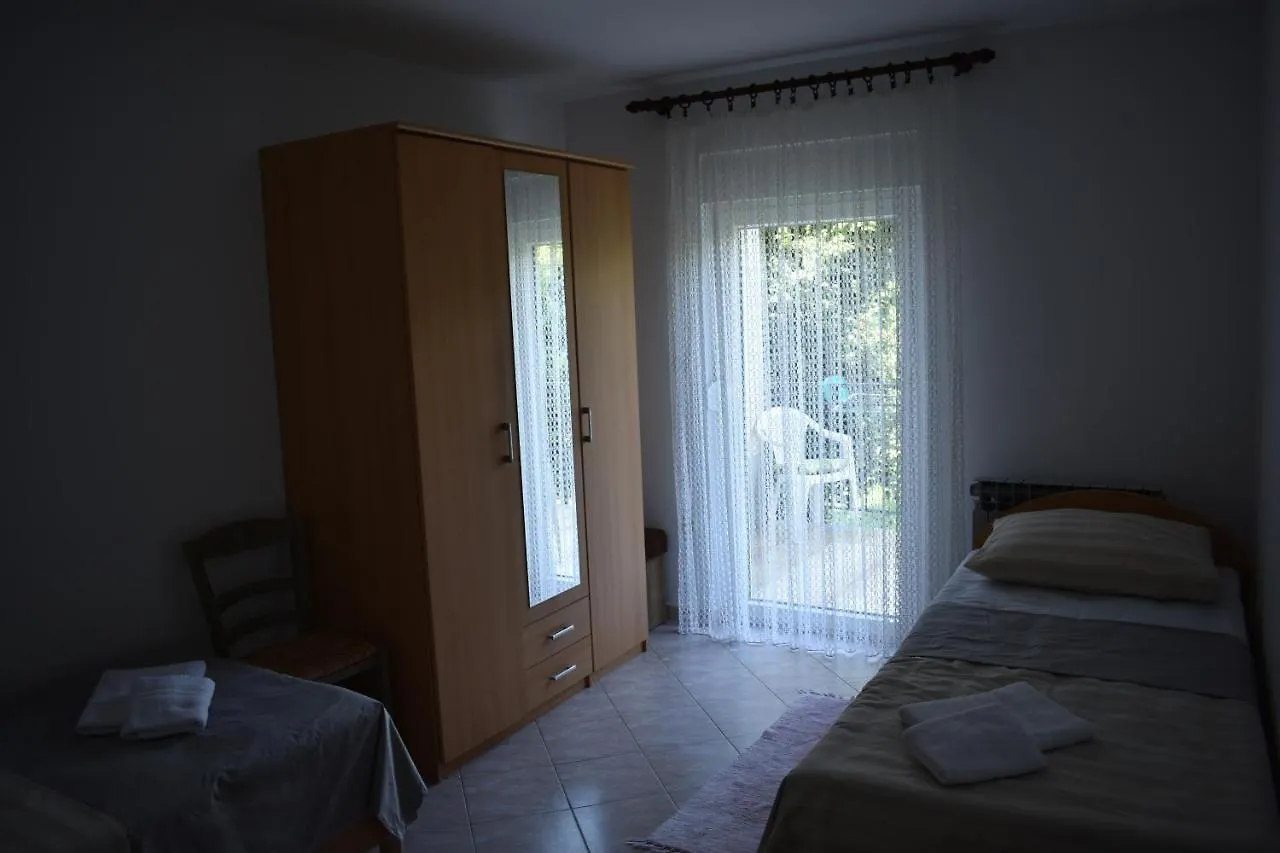 Apartment Eni Matulji